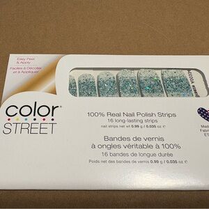 Color Street Glittery Blue Nail Strips